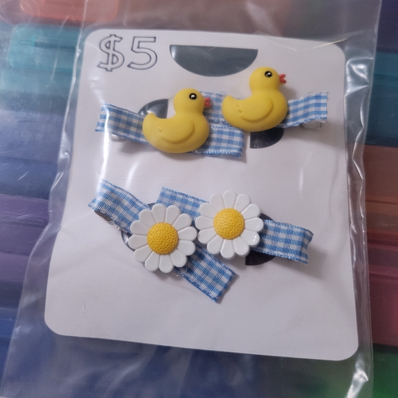 4 pack of hair clips ducks‎ and daisies - Picture 1 of 2